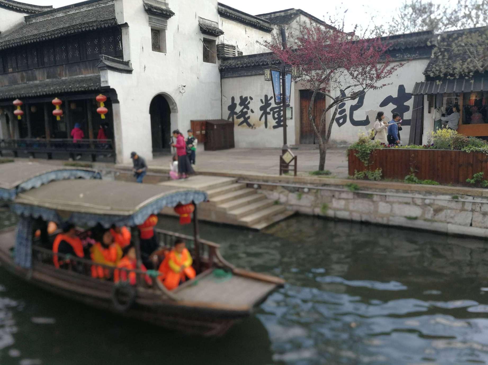 天亮了吗；汽车兼职；买到事故车；新能源车主的车险焦虑